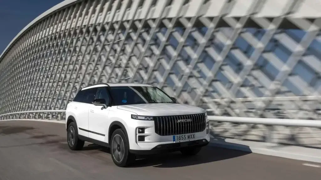 JAECOO 7 SÚPER HÍBRIDO ENCHUFABLE sorprende en el mes de marzo