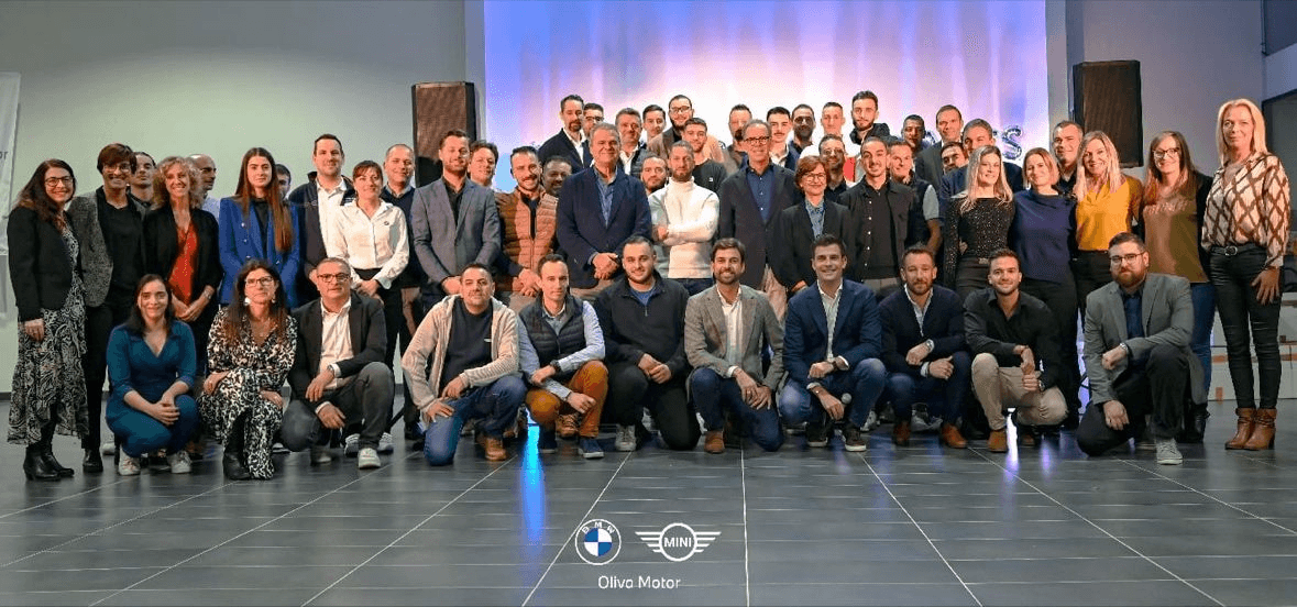 Imagen corporativa de Grupo Oliva Motor con concesionarios de múltiples marcas oficiales en Tarragona, Reus, Tortosa y Girona.