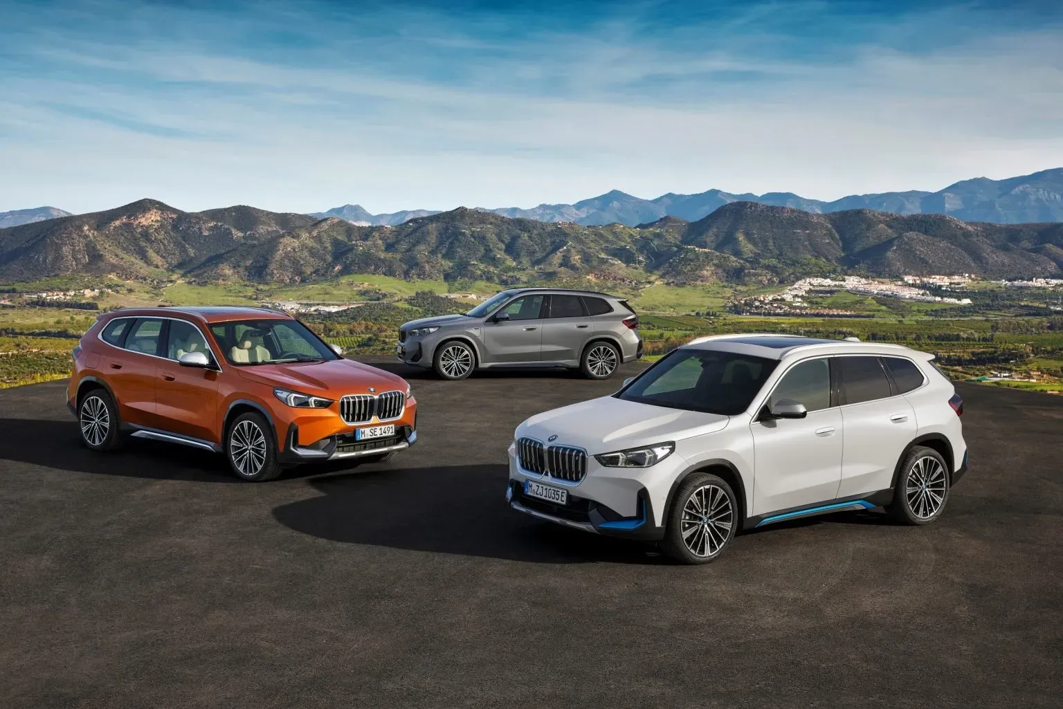 EL TOTALMENTE NUEVO BMW X1 Y EL PRIMER BMW iX1