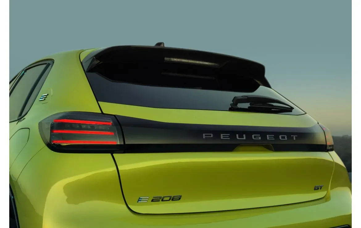 Peugeot y la electrificación: ocho décadas en vanguardia